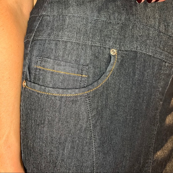 Blue Denim Skirt Size 11 - Picture 3 of 4